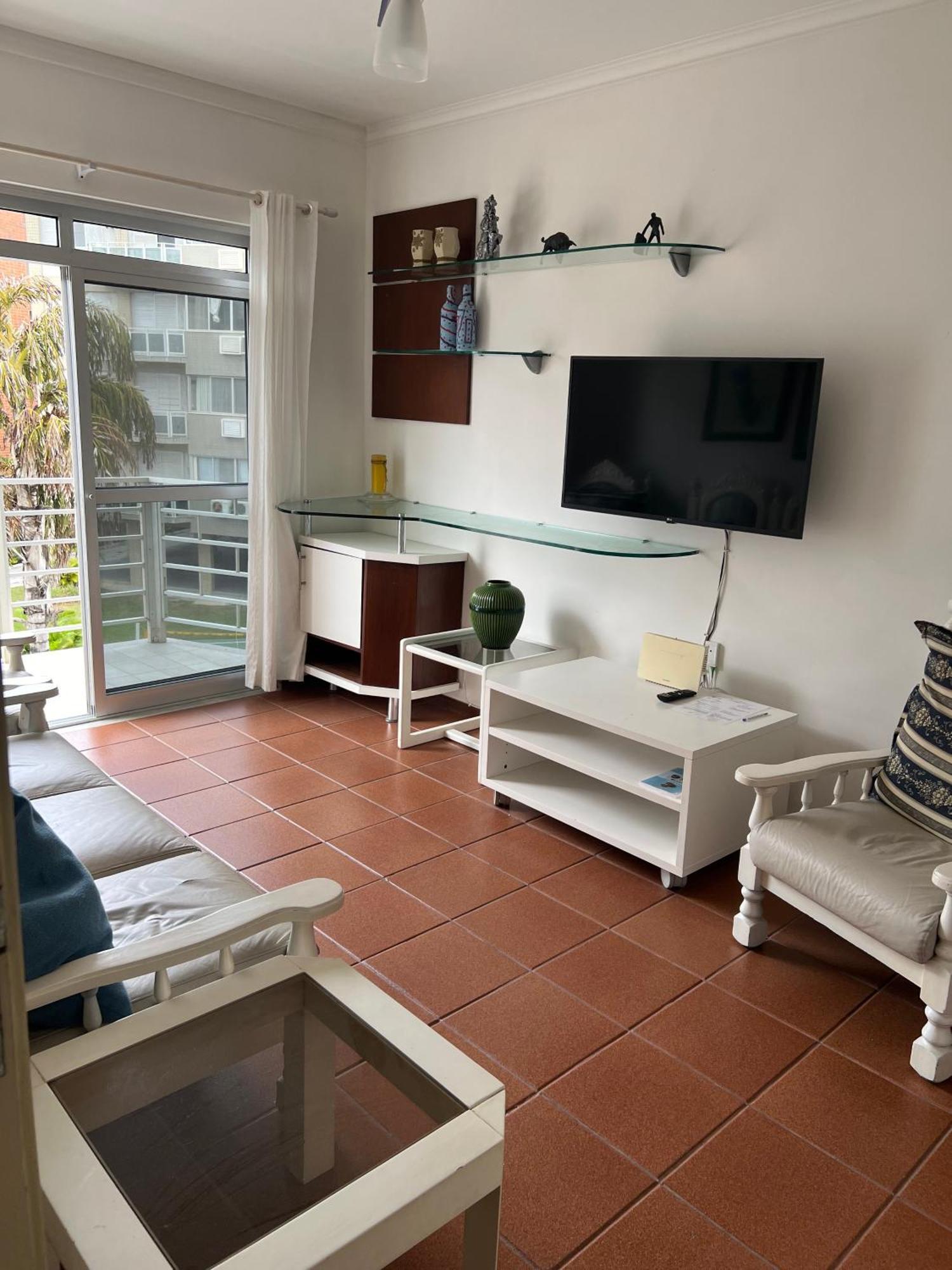 Apartamento Incrivel Em Cabo Frio Com Localizacao Privilegiada Ao Lado Da Praia Do Forte! Bagian luar foto